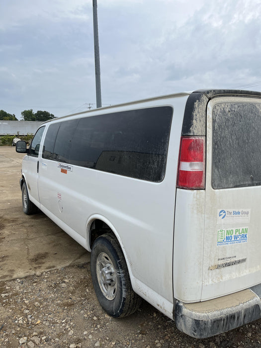 2023 CHEVROLET Express Van - Rental