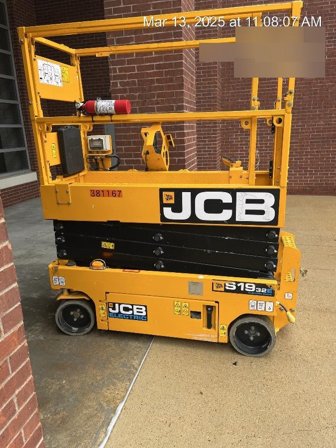 2024 JCB S1932E