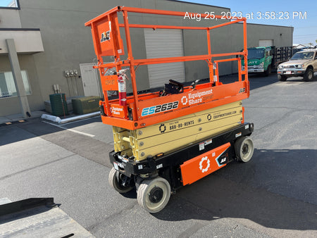 2022 JLG ES2632