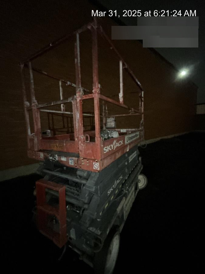 2023 SKYJACK SJ4732