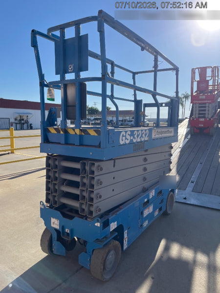 2021 GENIE GS-3232