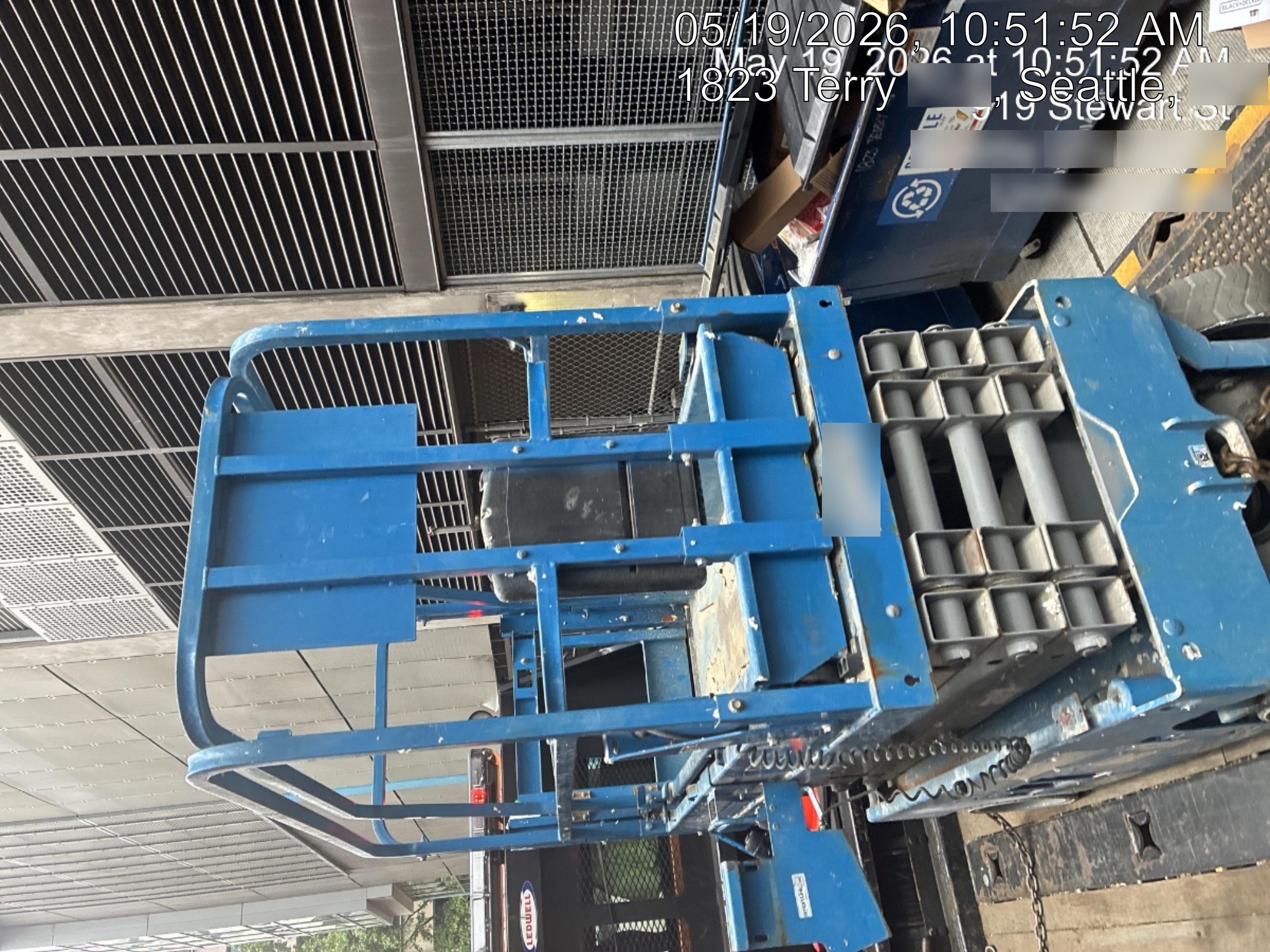 2019 Genie GS-1930 Half Height Swing Gate, 800W Inverter