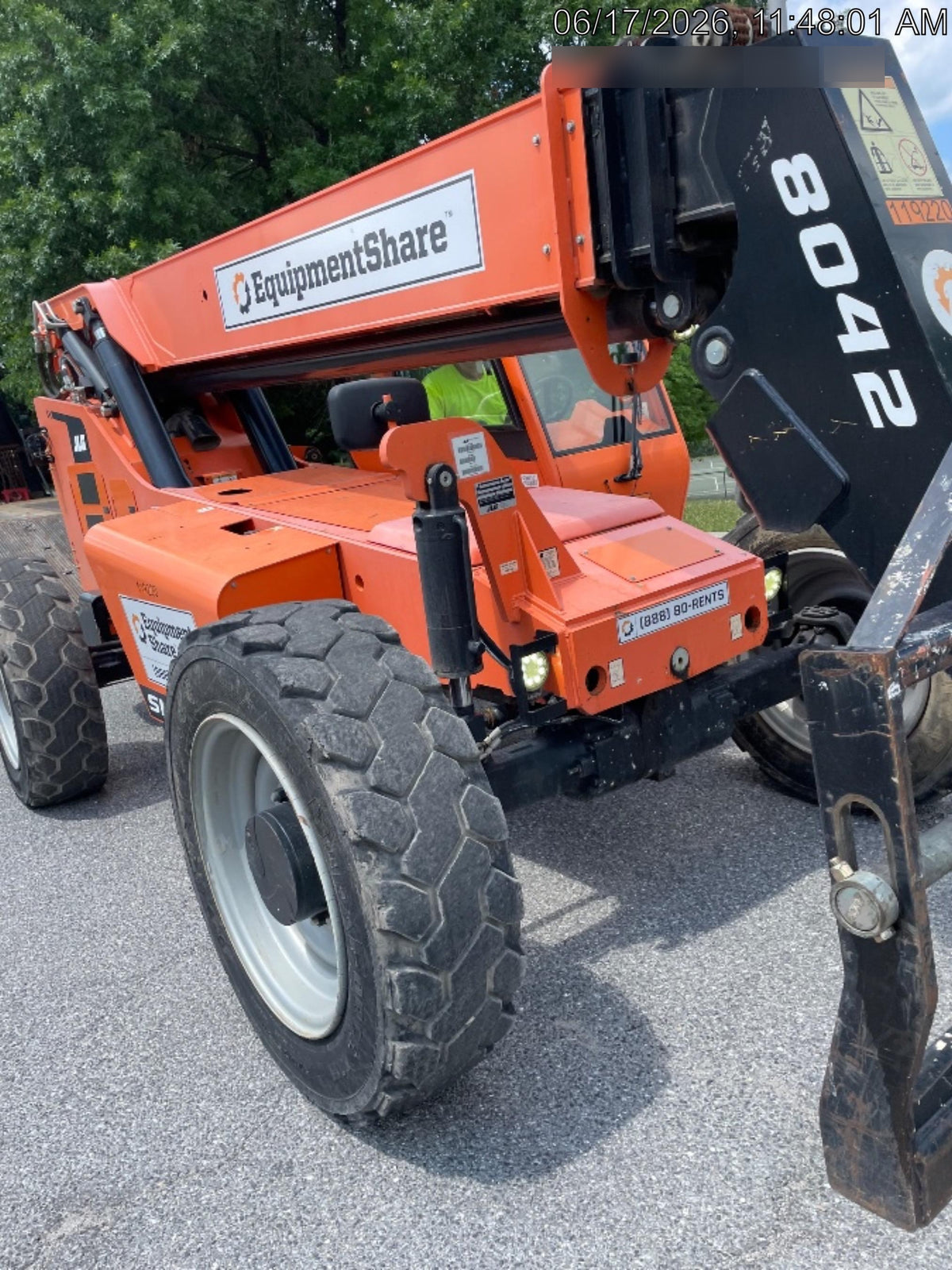 2020 SKYTRAK 8042
