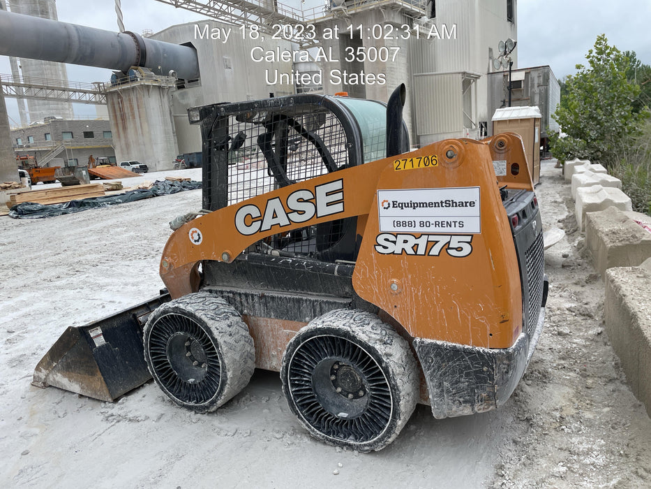 2019 CASE SR175