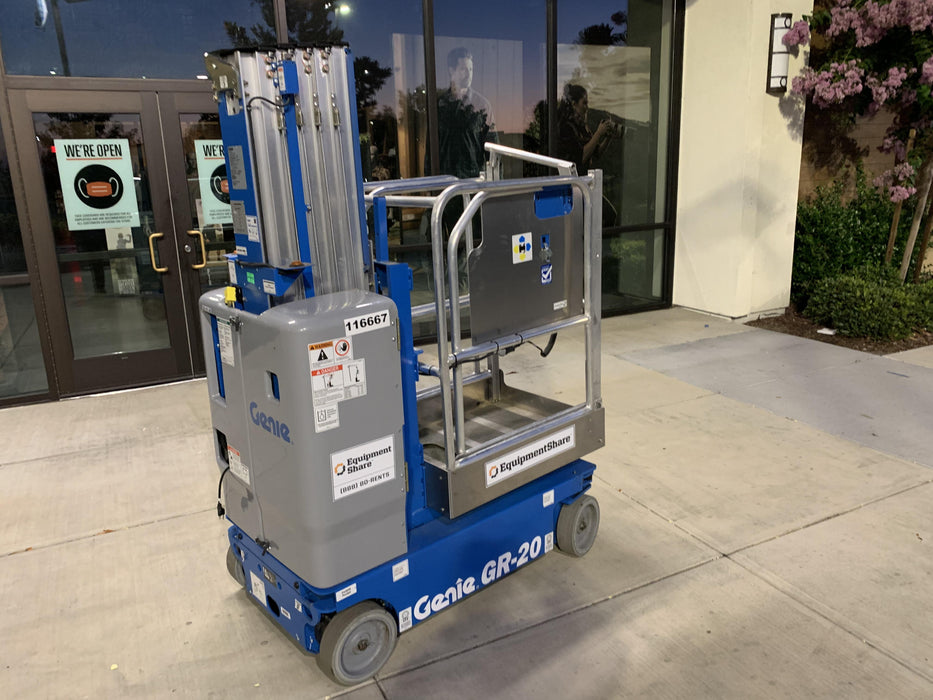2020 GENIE GR-20