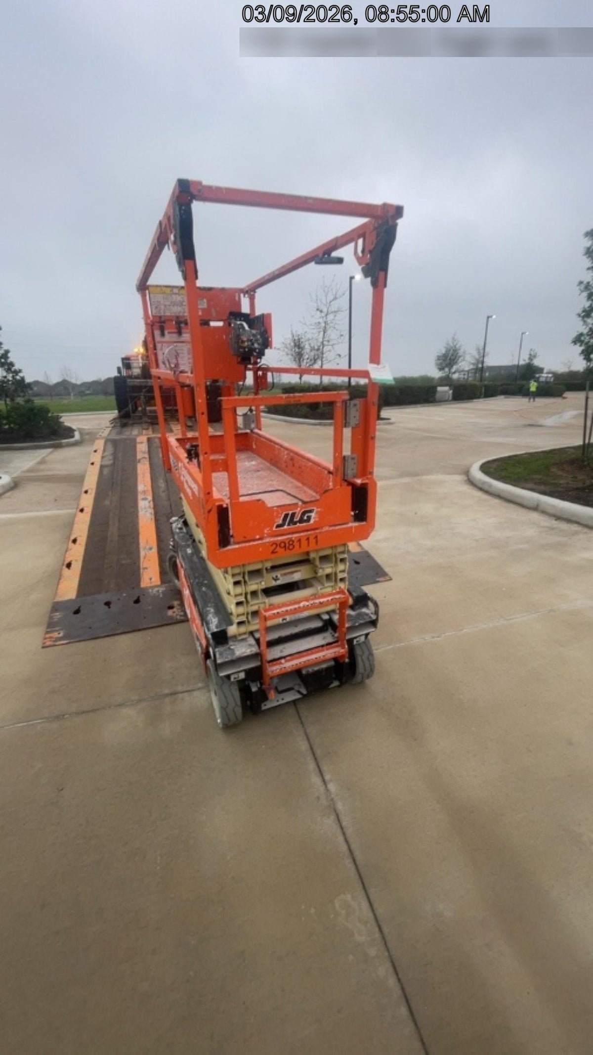 2023 JLG ES1932