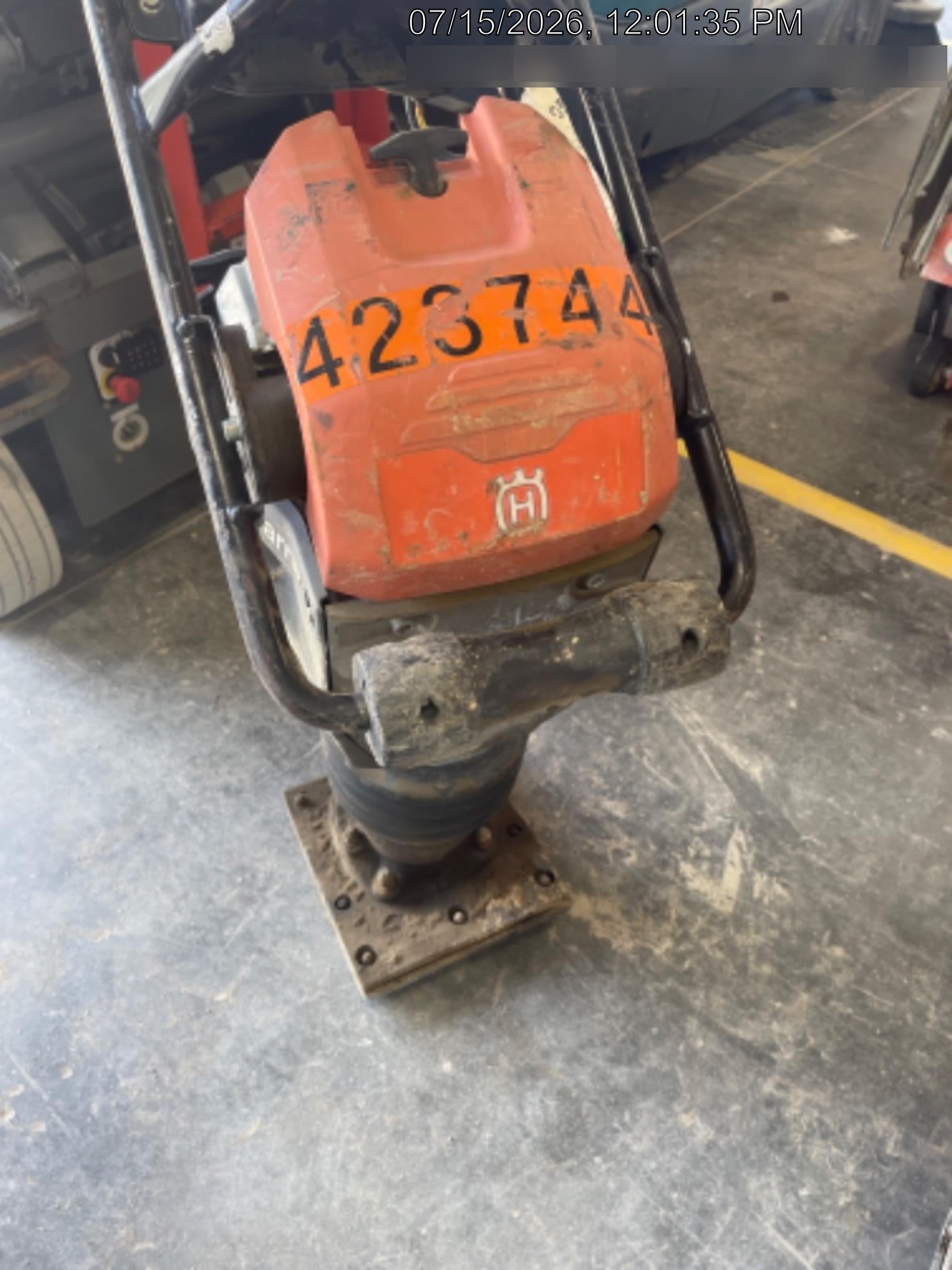2024 HUSQVARNA LT6005