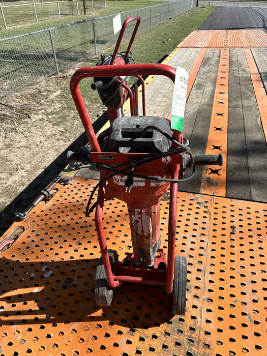 2022 HILTI TE 3000-AVR