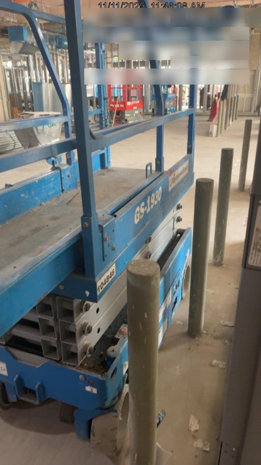 2020 Genie GS-1930 Fixed rails with chain entry gate - Pre A92.20, 800W Inverter