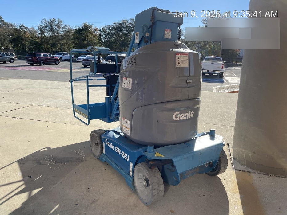 2020 GENIE GR-26J