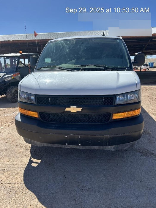 2023 CHEVROLET Express Van - Rental