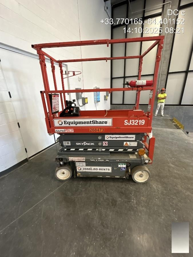 2023 SKYJACK SJ3219