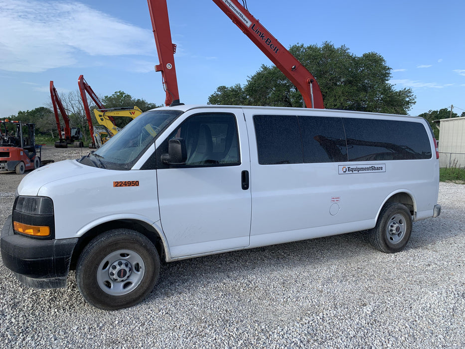 2022 GMC Savana 3500