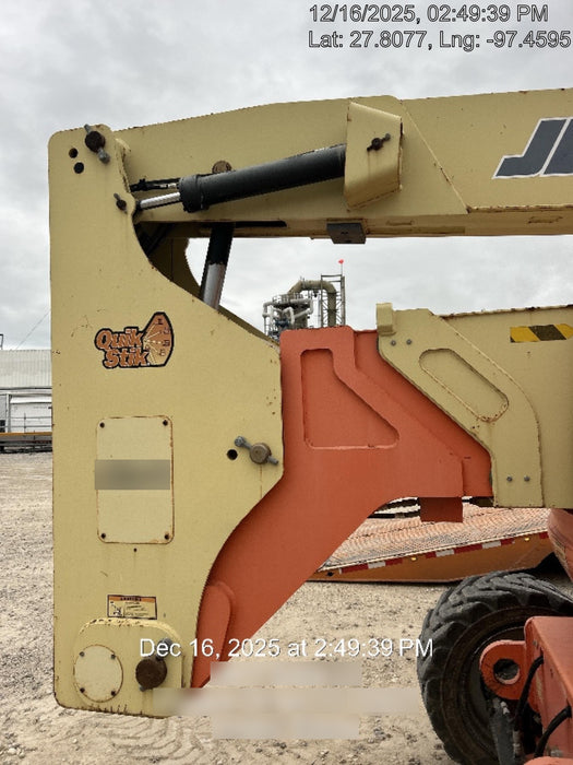 2019 JLG 800AJ