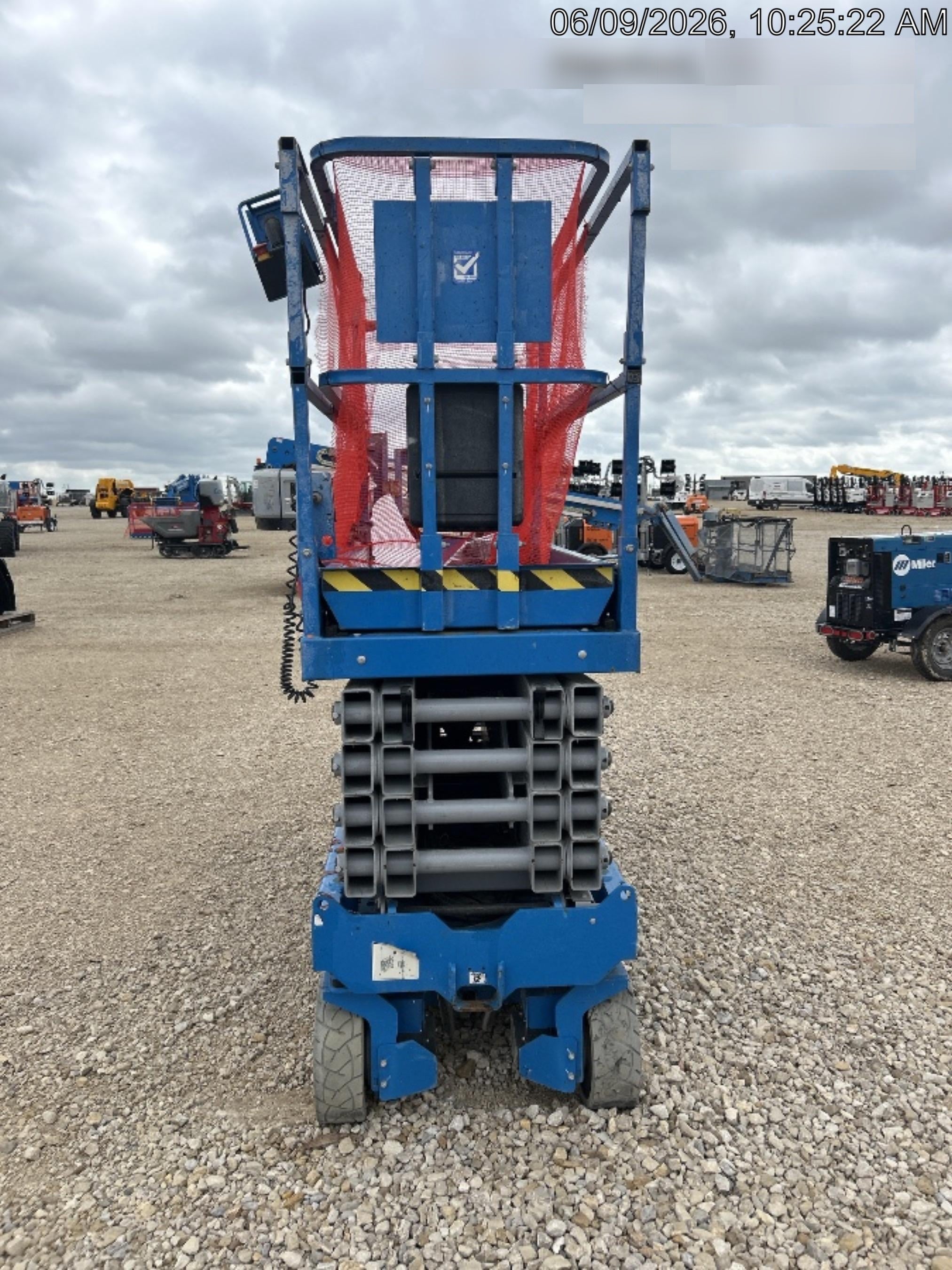 2022 GENIE GS-3232