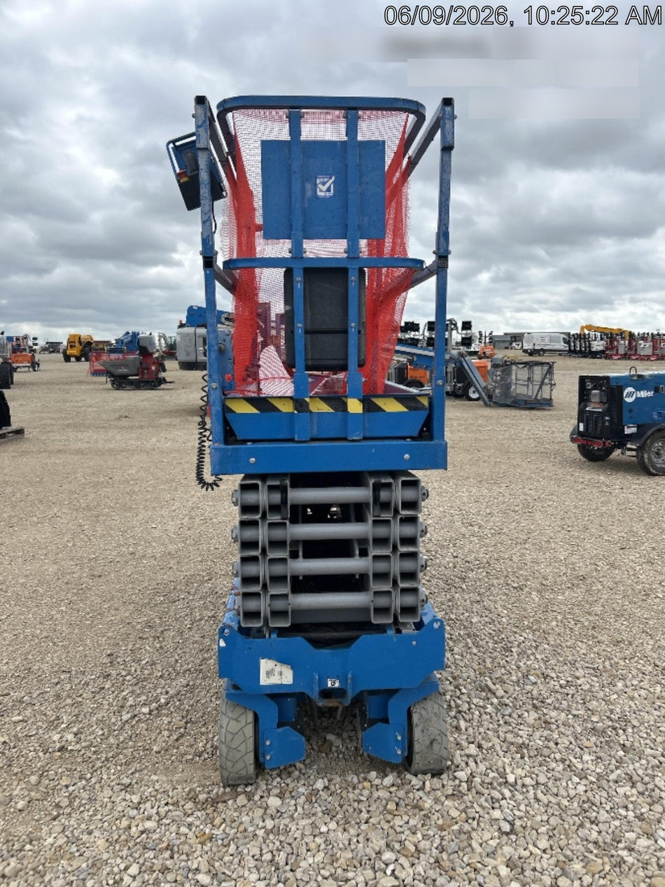 2022 GENIE GS-3232