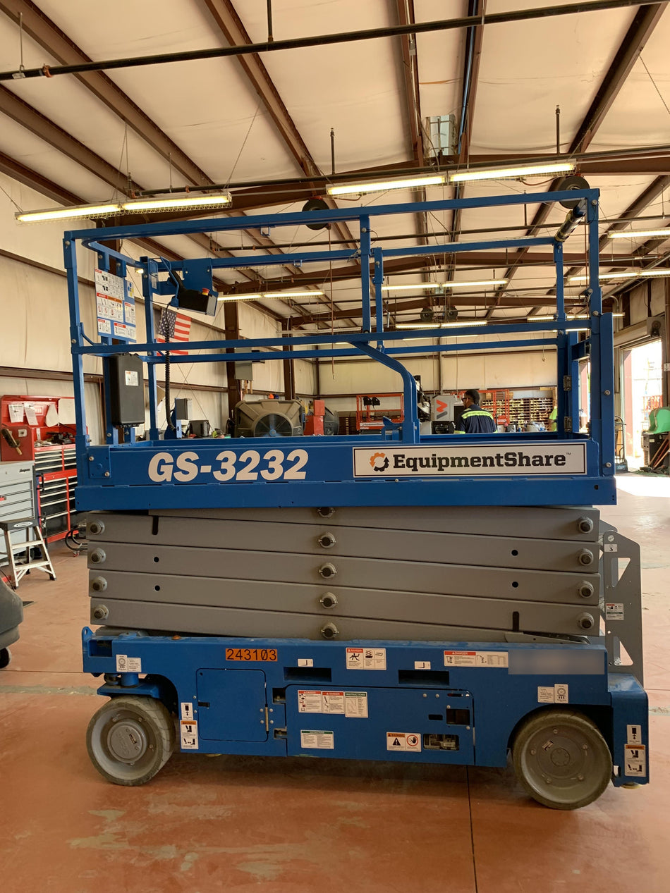 2022 GENIE GS-3232