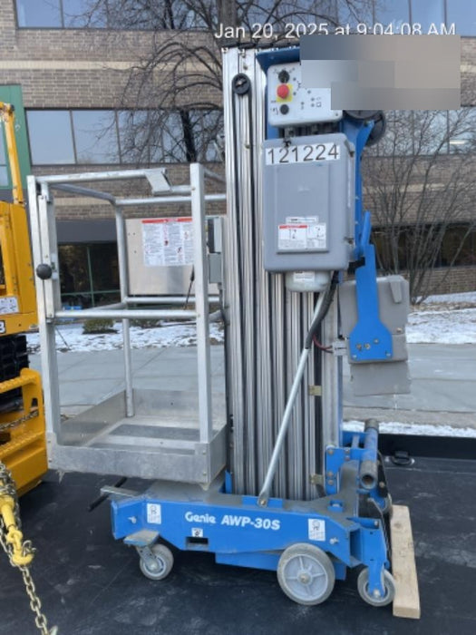 2020 GENIE AWP-30S
