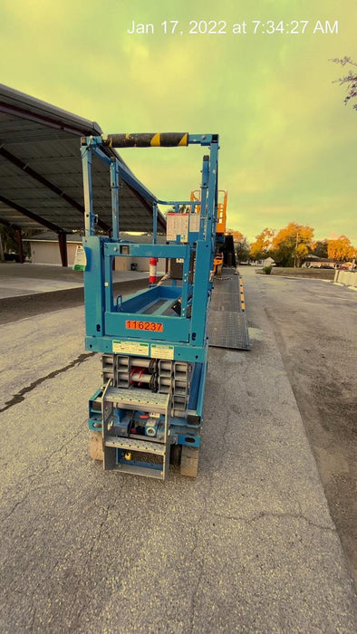 2020 Genie GS-1930 Solid Non Marking Tires, Beacon, Folding rails with half height swing gate