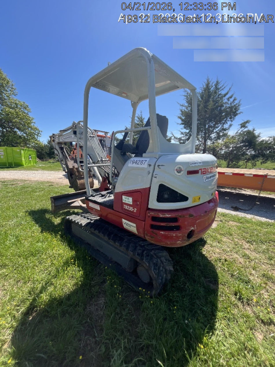 2021 TAKEUCHI TB235-2R