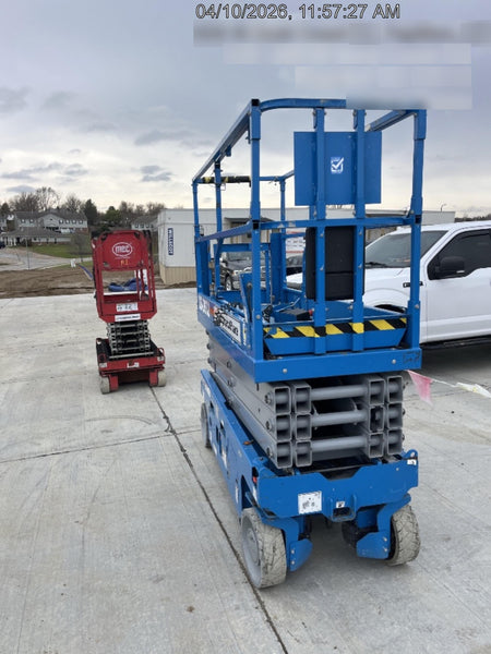 2023 GENIE GS-2632