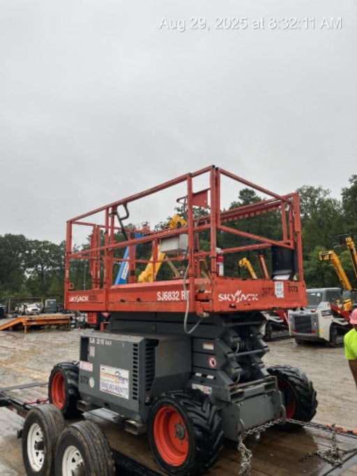 2017 SKYJACK SJ6832 RT