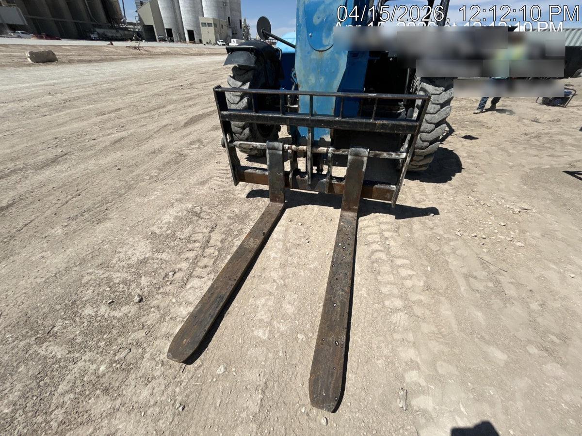 2017 Genie GTH-844 Genie GTH844, 60" Carriage, Solid Tires