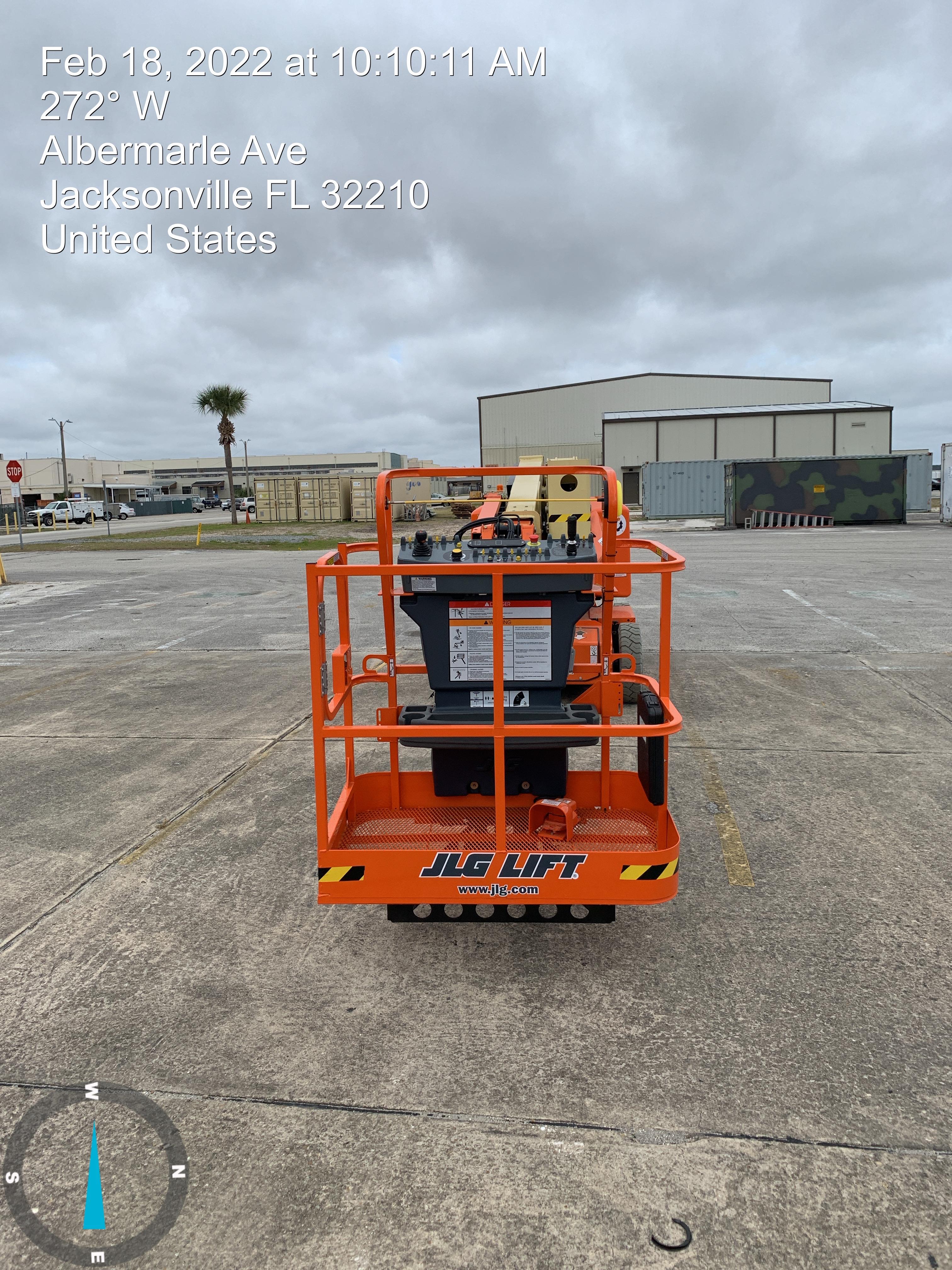 2021 JLG E400AJP Narrow