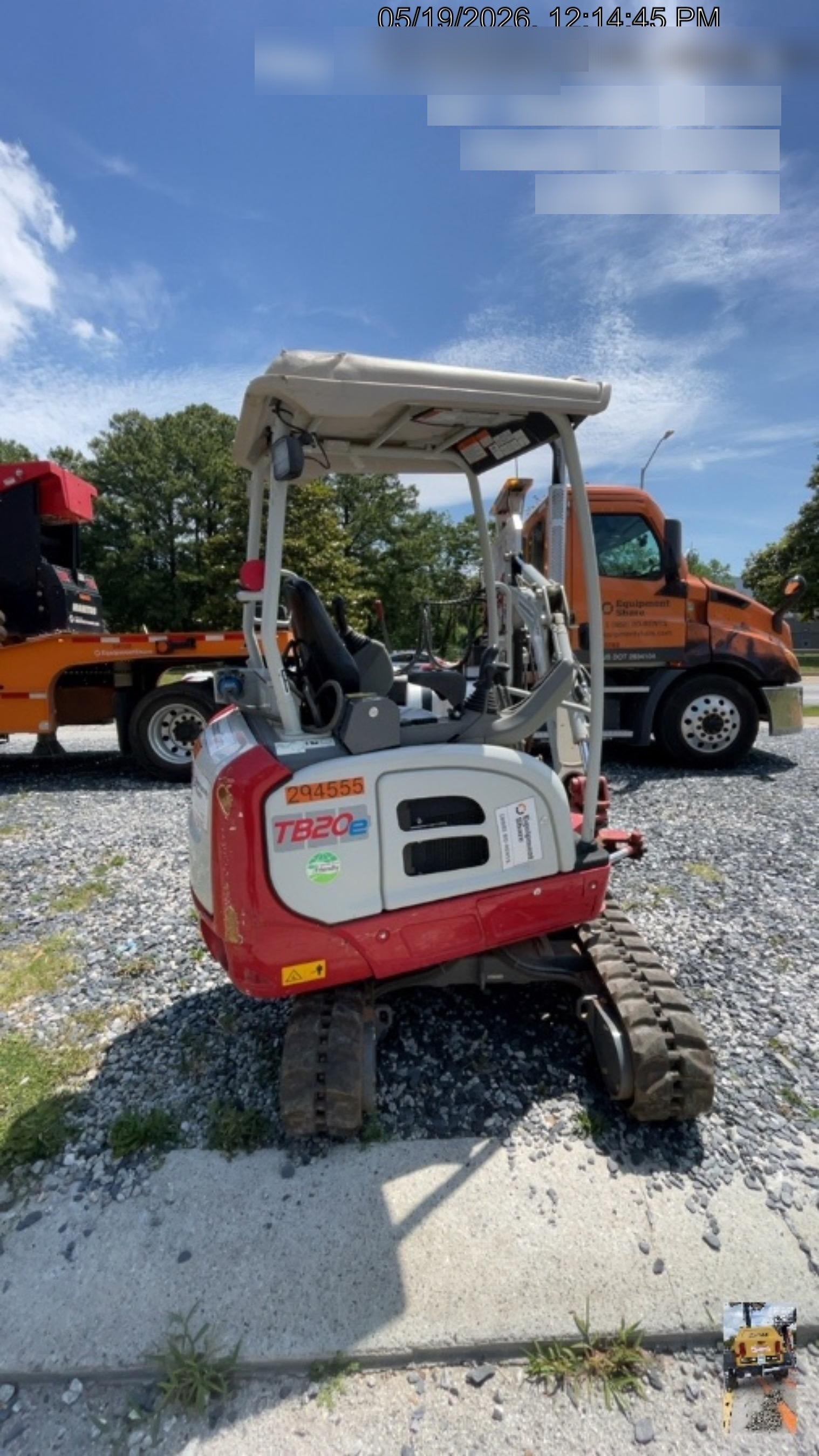 2023 TAKEUCHI TB20e