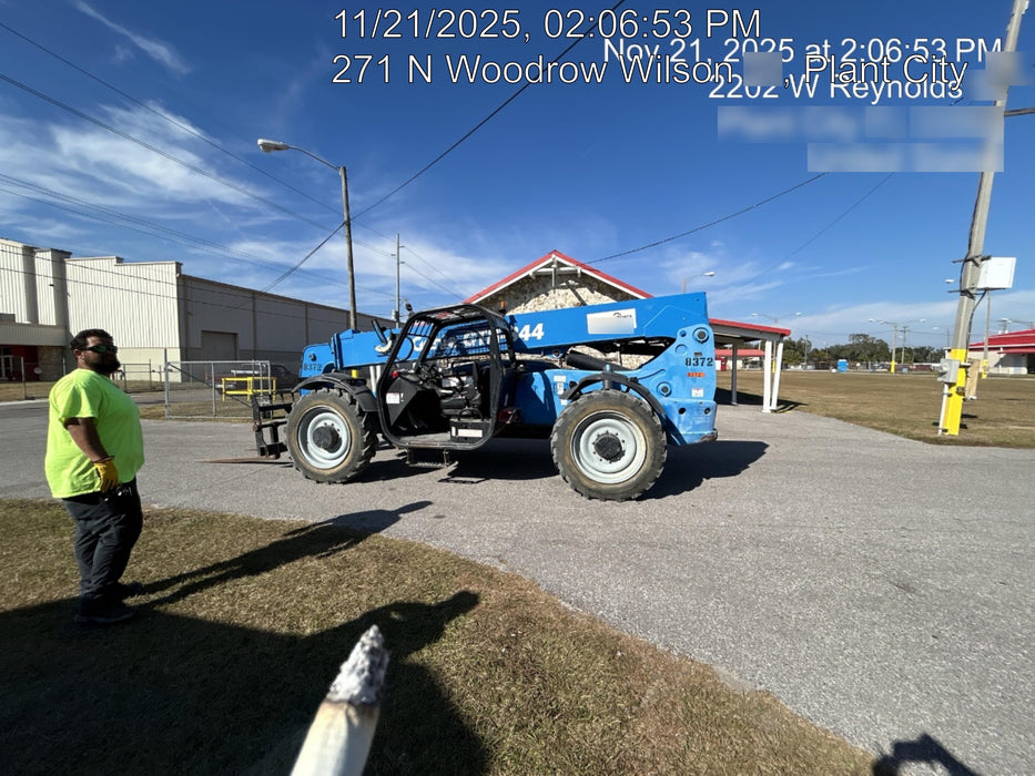 2018 Genie GTH-844 Genie GTH-844D w/Open ROPS, FF Tires, Work Light/Beacon, 60" Carriage and Forks