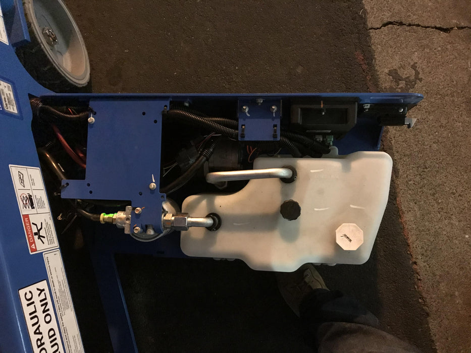 2019 Genie GS-1930 Half Height Swing Gate, 800W Inverter