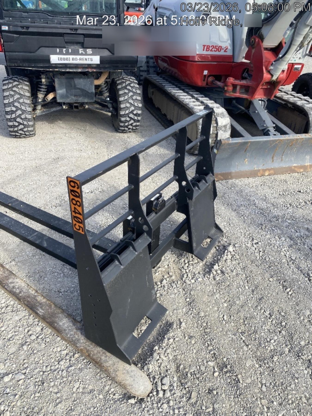 2025 ARROW MATERIAL HANDLING 72" Pallet Forks - Arrow