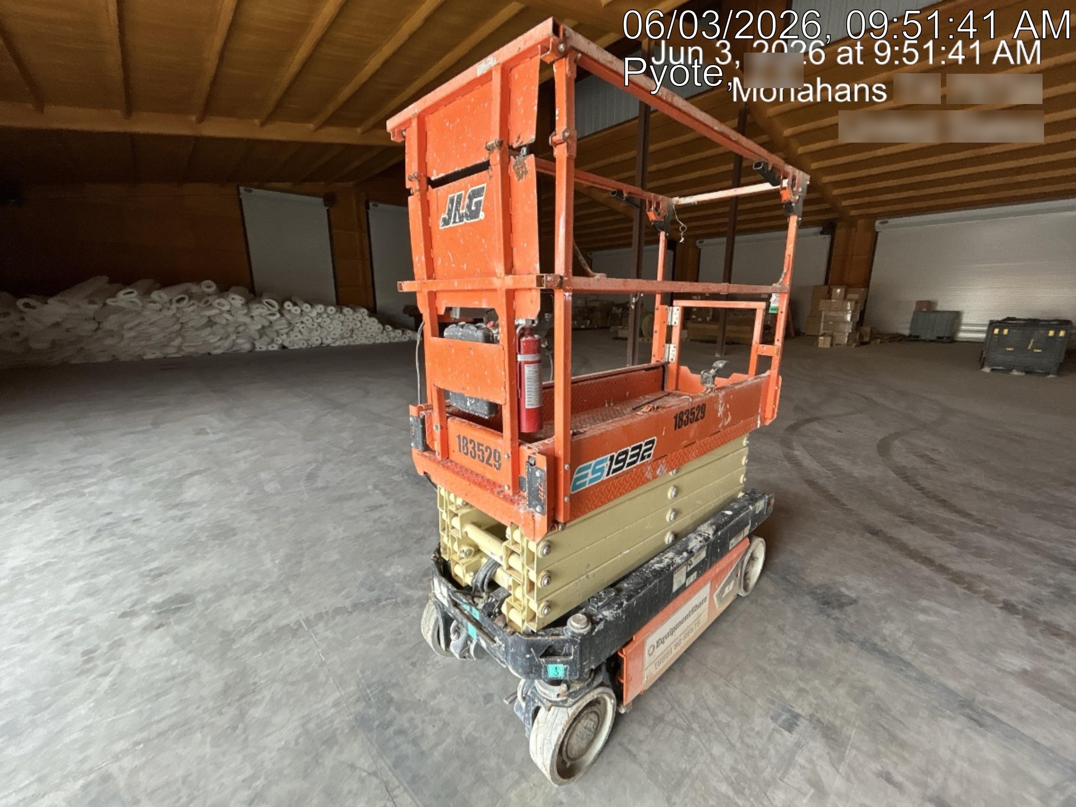 2021 JLG ES1932