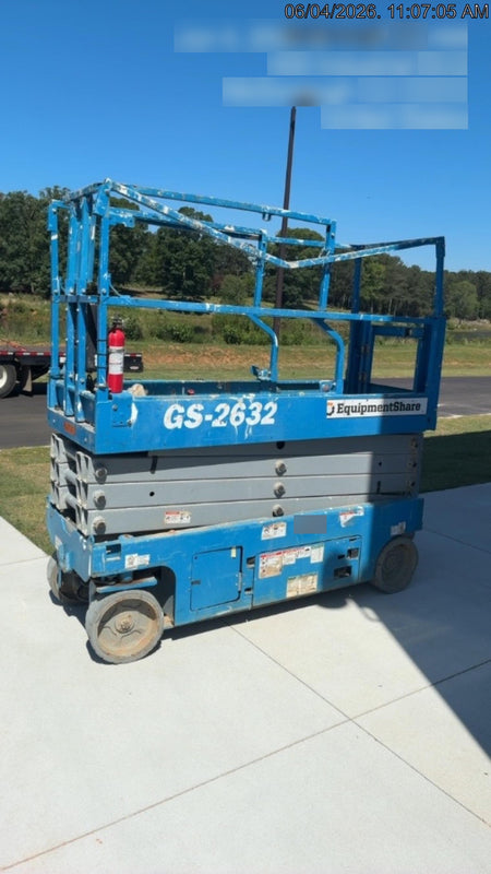 2020 Genie GS-2632 Standard, Folding half height swing gate