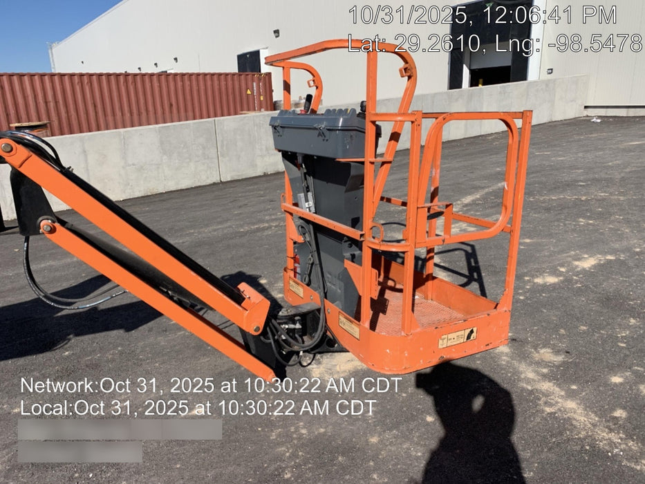 2019 JLG E400AJPN