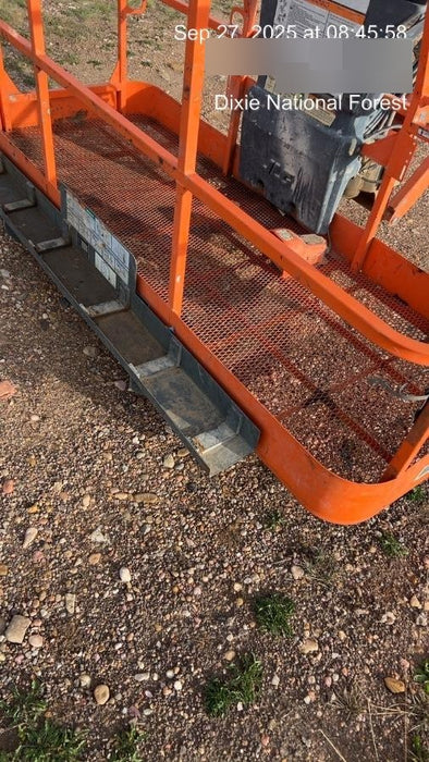 2019 JLG 860SJ