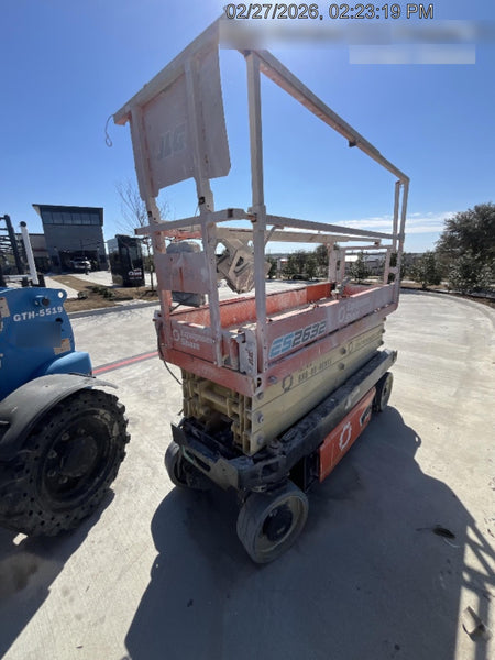 2023 JLG ES2632