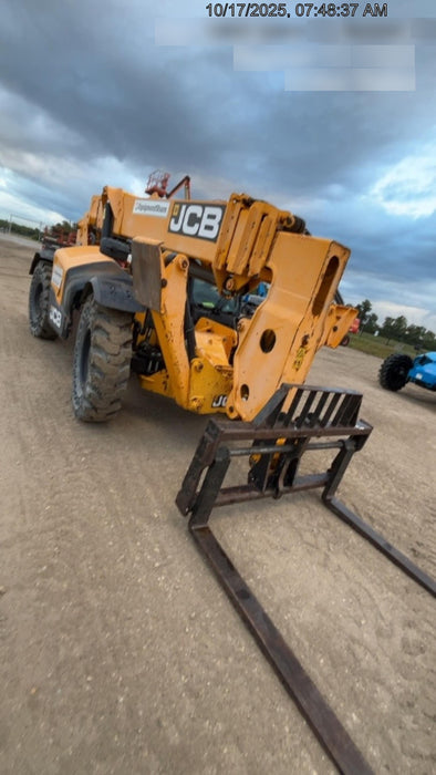 2019 JCB 510-56 Enclosed Cab, 74 HP, Solid Tires, Worklights, Beacon, Aux Hydraulics, Lifting Eye w/66" Carriage/60" Forks