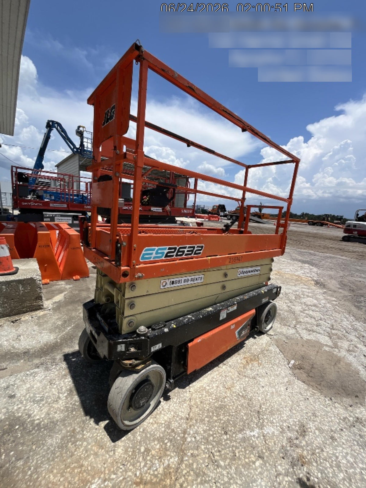 2022 JLG ES2632