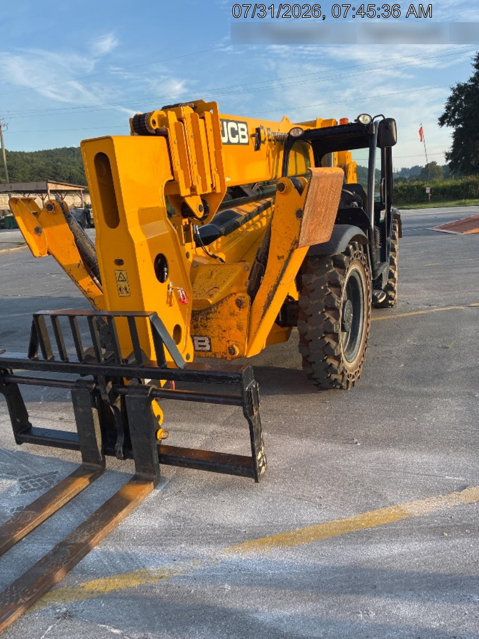 2025 JCB 512-56