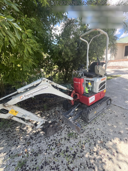 2022 TAKEUCHI TB210R
