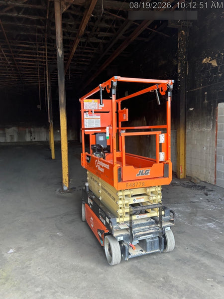 2025 JLG ES1932