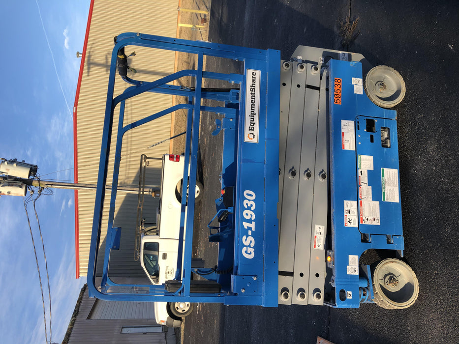 2019 Genie GS-1930 Fixed Rails with Chain Entry