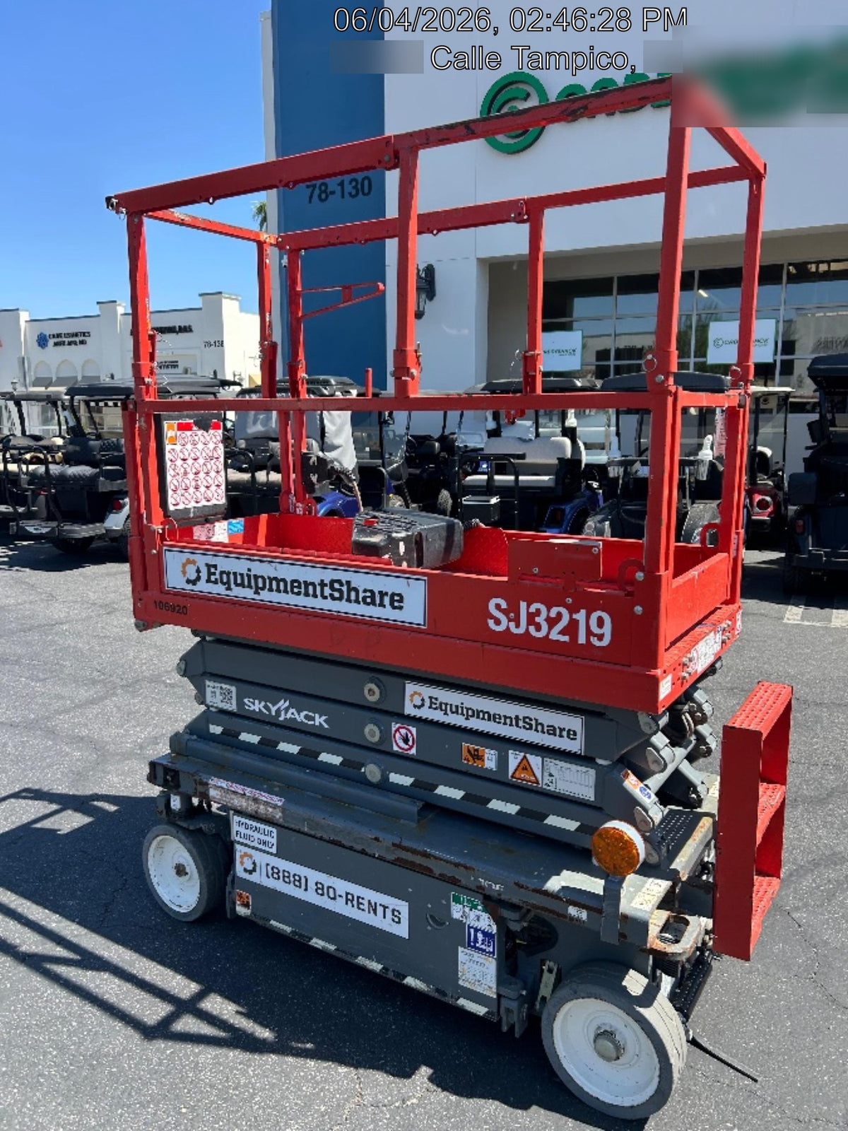 2020 Skyjack SJIII-3219 Solid NM Tires, Half height spring hinged entry gate, Dual Beacons, 800W Inverter
