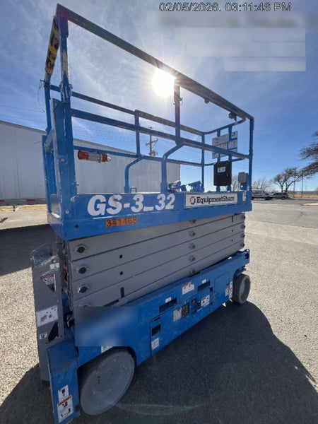 2023 GENIE GS-3232