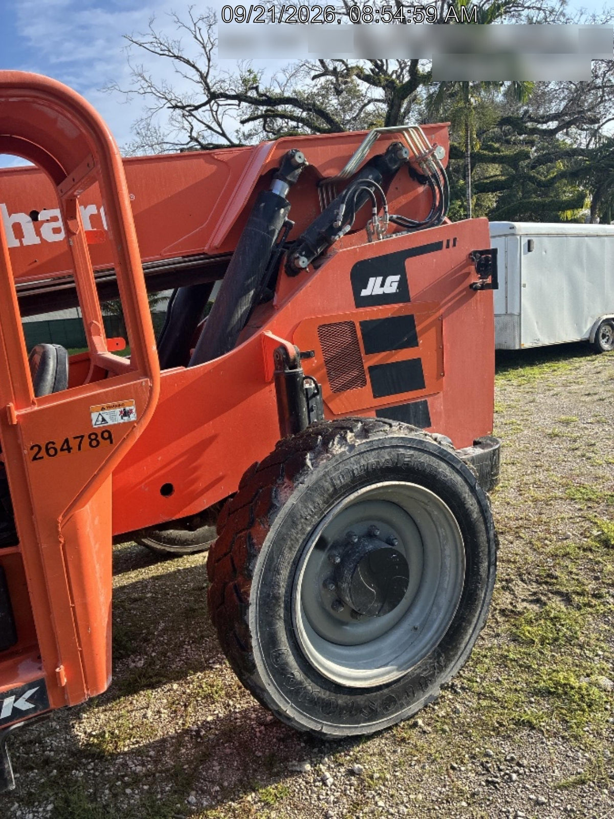 2022 SKYTRAK 8042