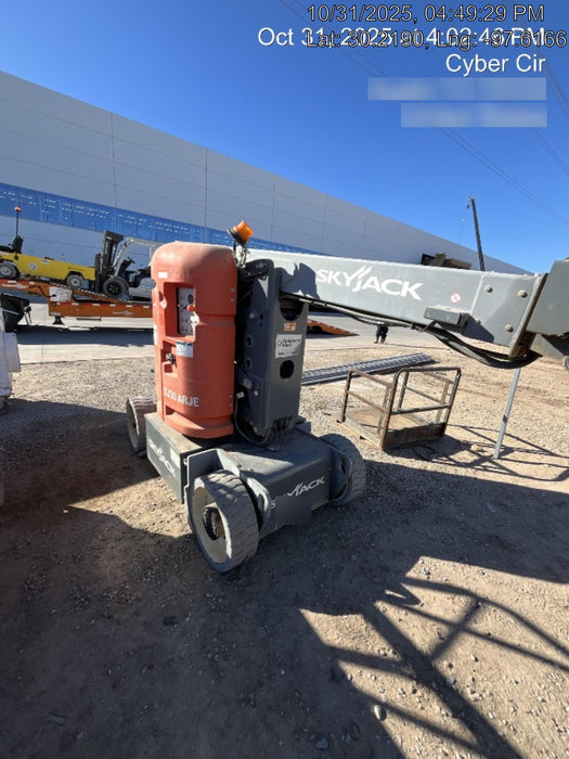 2017 SKYJACK SJ30 AJE