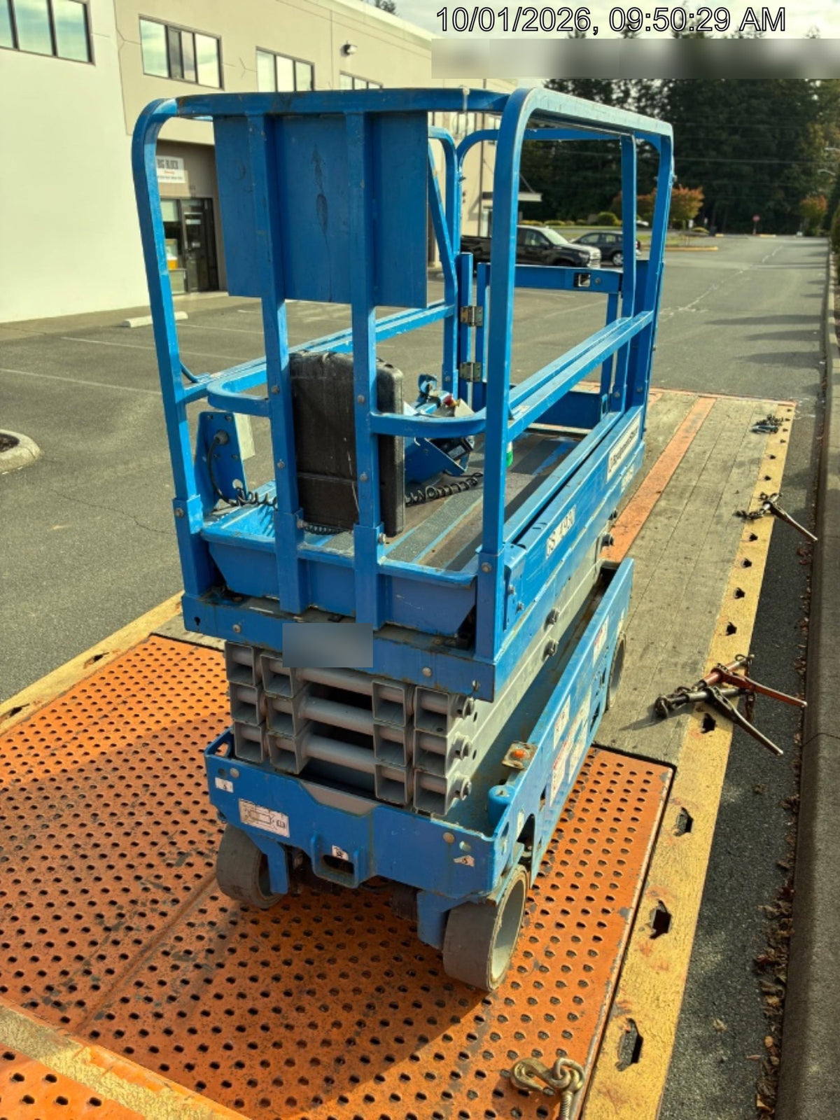2019 Genie GS-1930 Half Height Swing Gate, 800W Inverter