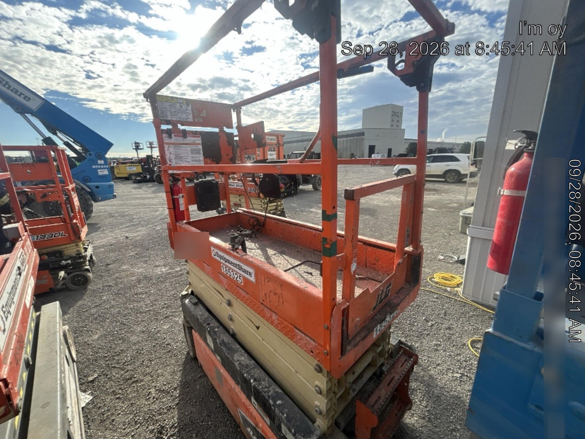 2021 JLG ES1932