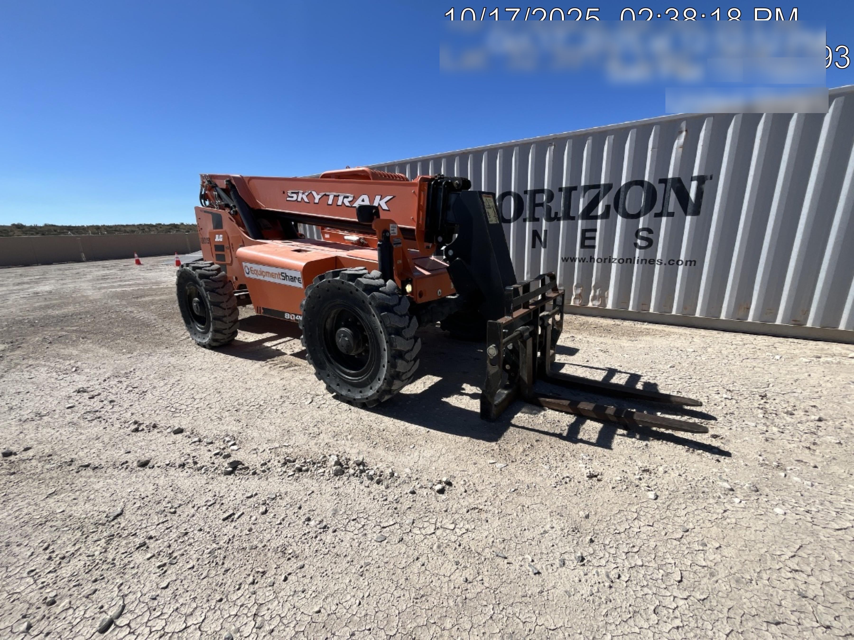 2018 SKYTRAK 8042